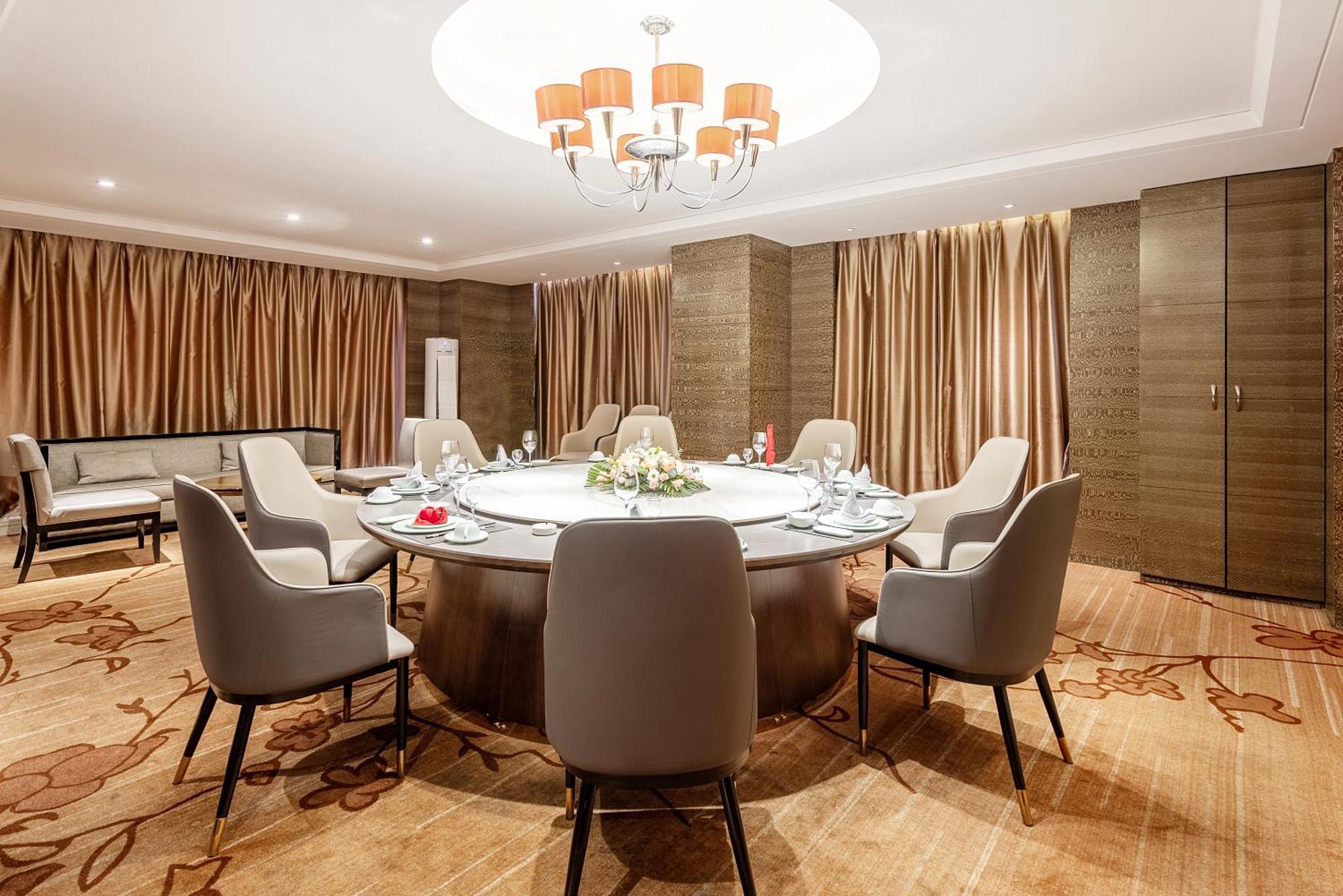Grand Mercure Jinan Sunshine Exteriör bild